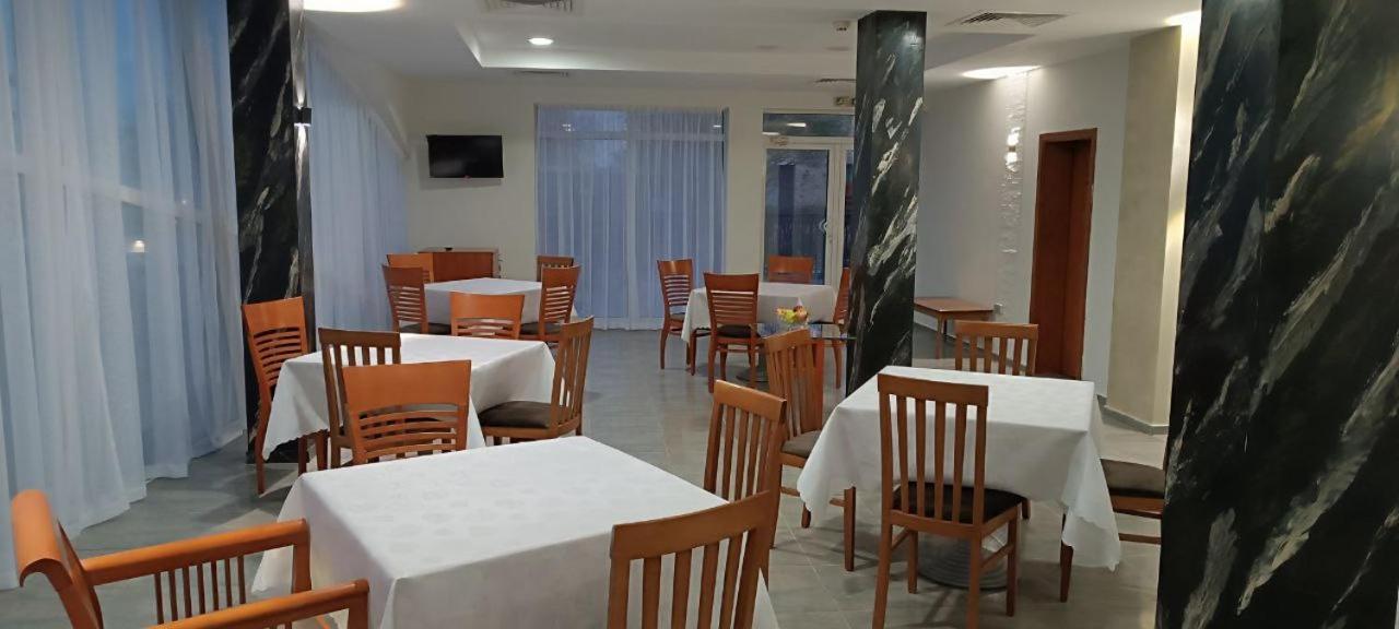 Hotel Yo Άγιος Κωνσταντίνος και Ελένη Εξωτερικό φωτογραφία